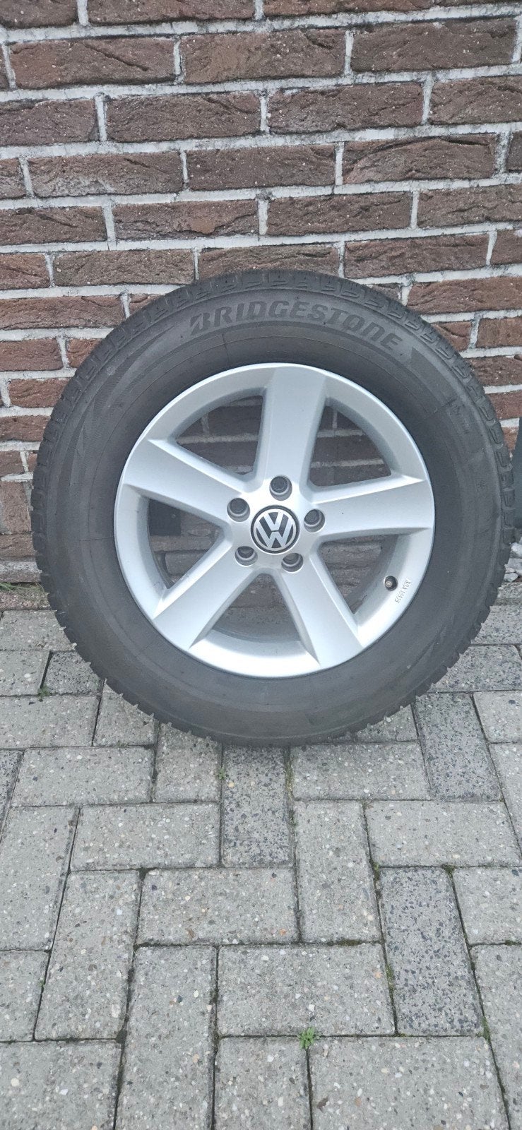 Volkswagen Tiguan Mugello set winterbanden met velgen -LEES!, Ophalen