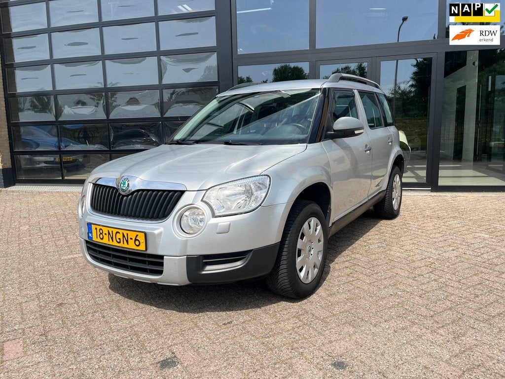 Skoda Yeti 1.2 TSI Active, Airco, trekhaak, Pdc, Auto's, Skoda, Voorwielaandrijving, Euro 5, Stof, Gebruikt