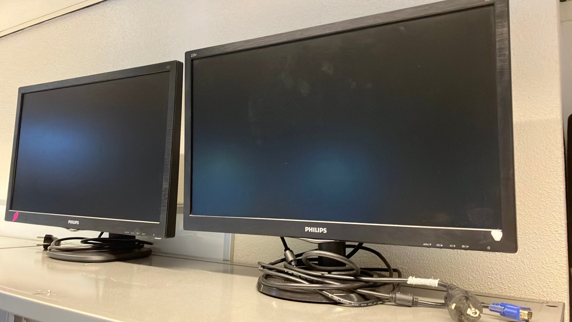 Philips monitoren, Computers en Software, Monitoren, Ophalen, 23 en 24, Gebruikt, In hoogte verstelbaar