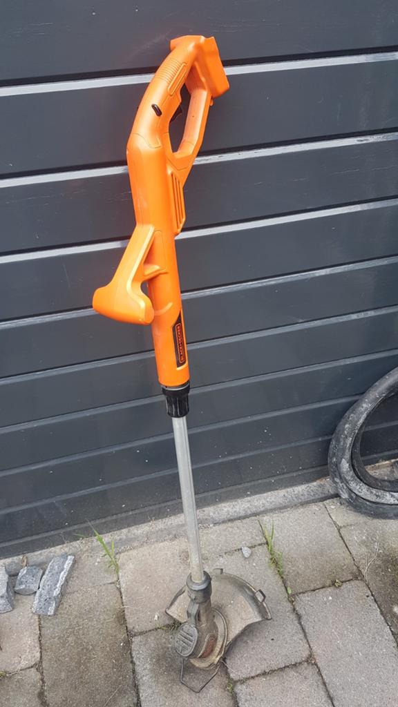 black and decker trimmer, Ophalen, Accu