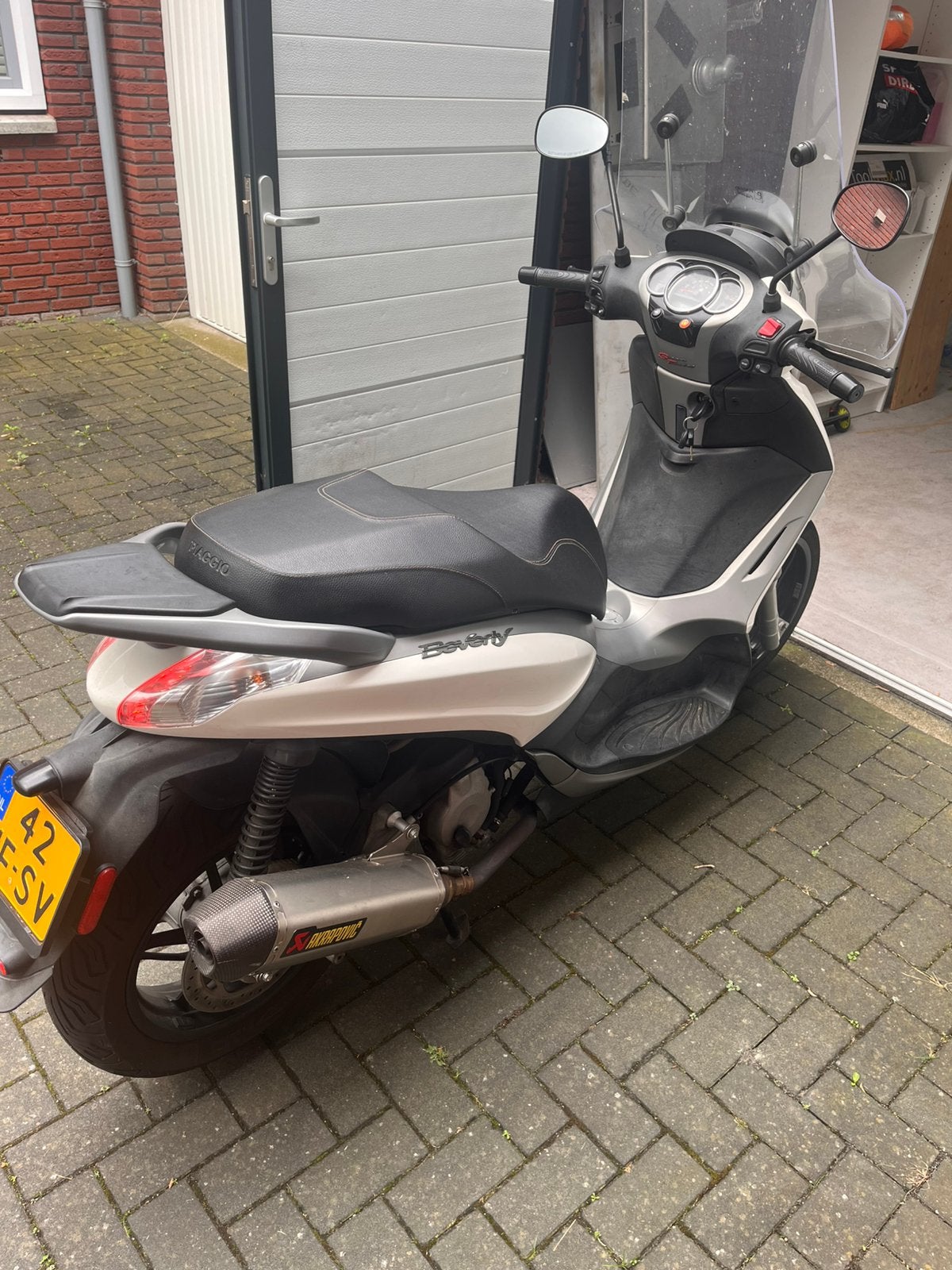 Mooie nette Piaggio Beverly 350 motorscooter (2015), Scooter, Gebruikt, Particulier, Automaat