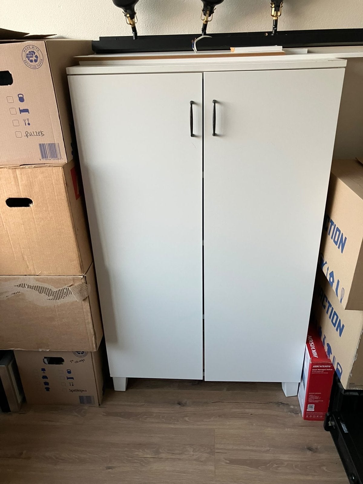 Ikea kastje met 2 deuren en planken - Wit, Ophalen, Gebruikt