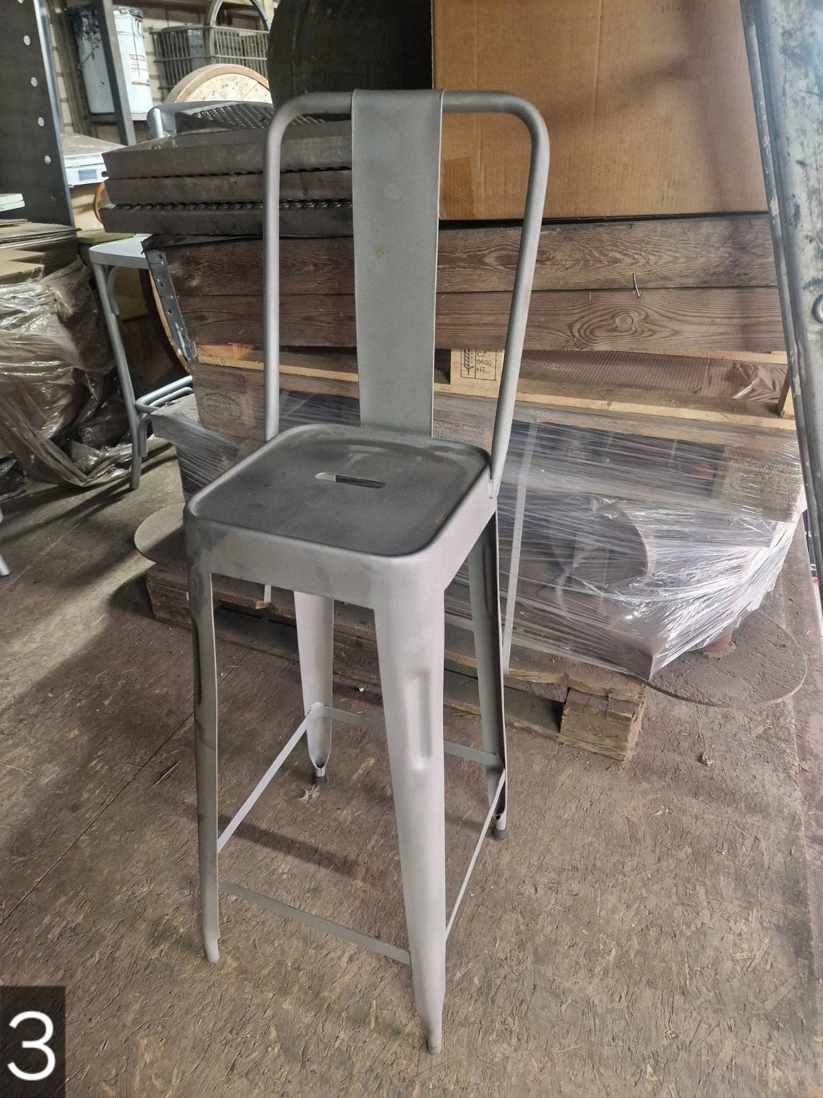 Nieuwe verschillende stalen krukken, 5 krukken of meer, Met voetsteun, 60 tot 90 cm, Nieuw