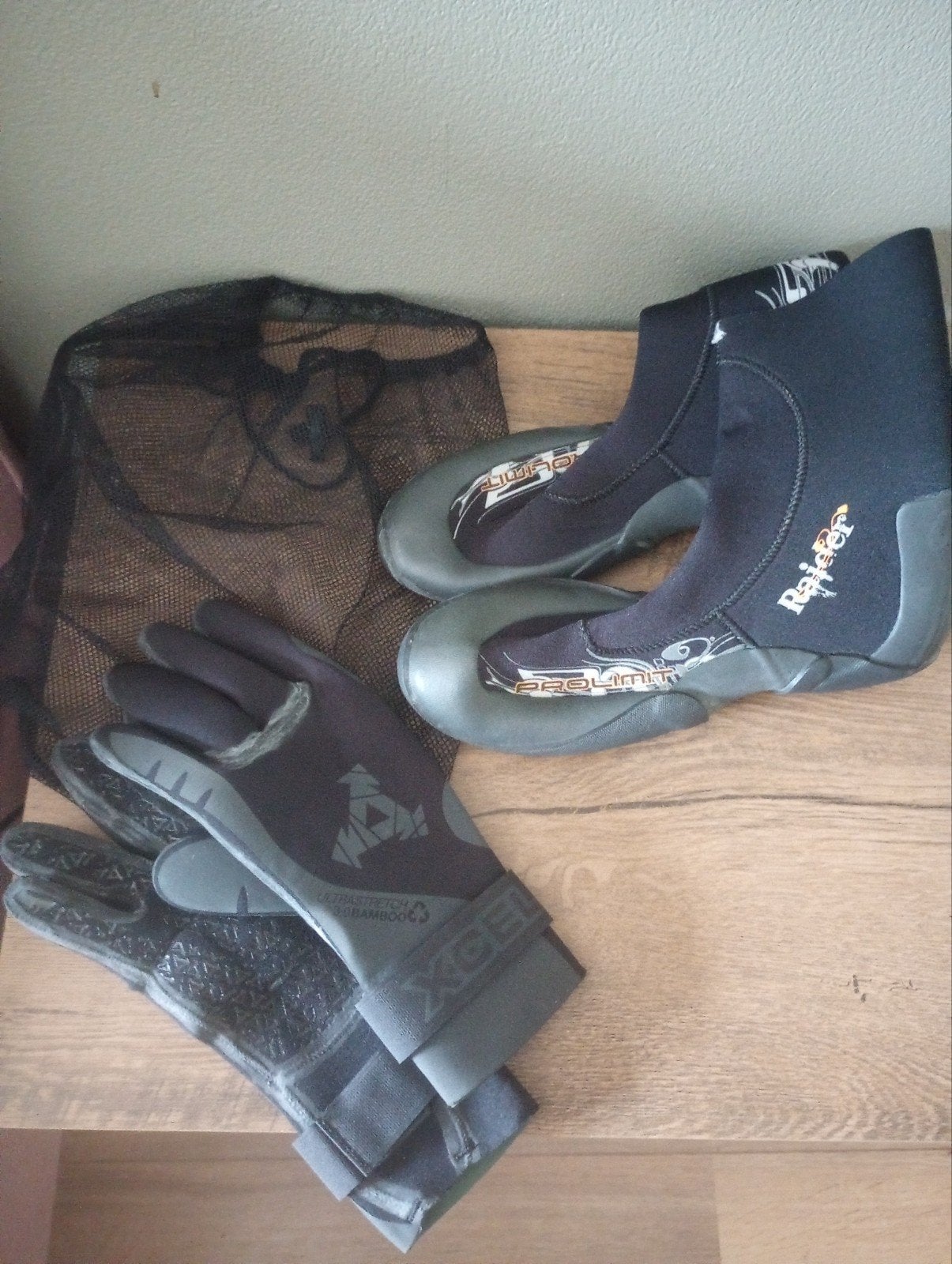 Raider Prolimit Neopreen Surfschoenen en Handschoenen Mt 42, Watersport en Boten, Gebruikt, Bootschoenen, Ophalen of Verzenden