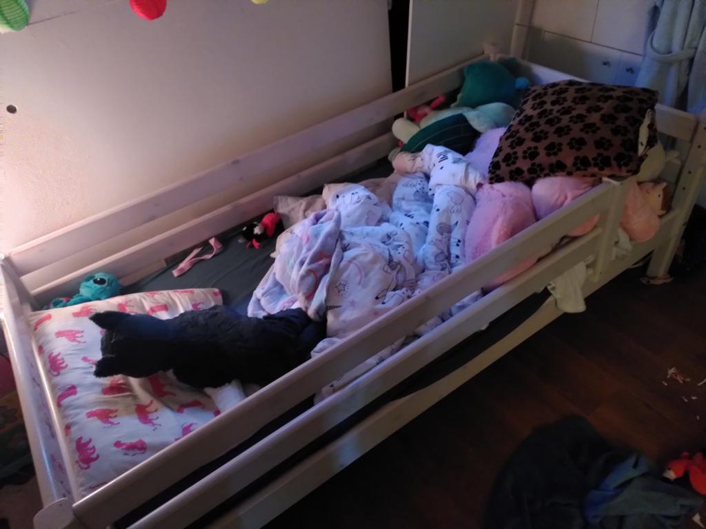 Stapelbed hoogslaper en 2 losse bedden, Ophalen, Gebruikt, Stapelbed