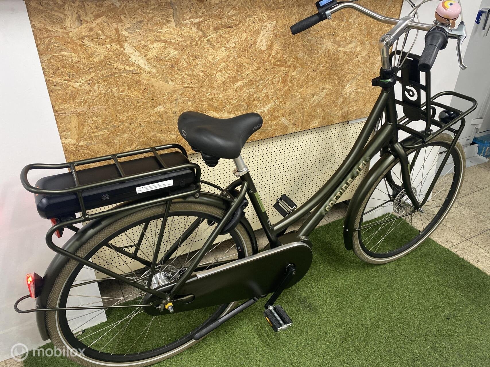 Foto 5 van CORTINA E-U4 FAMILY 2024 NIEUWE MIDDENMOTOR FAMILY FIETS 51