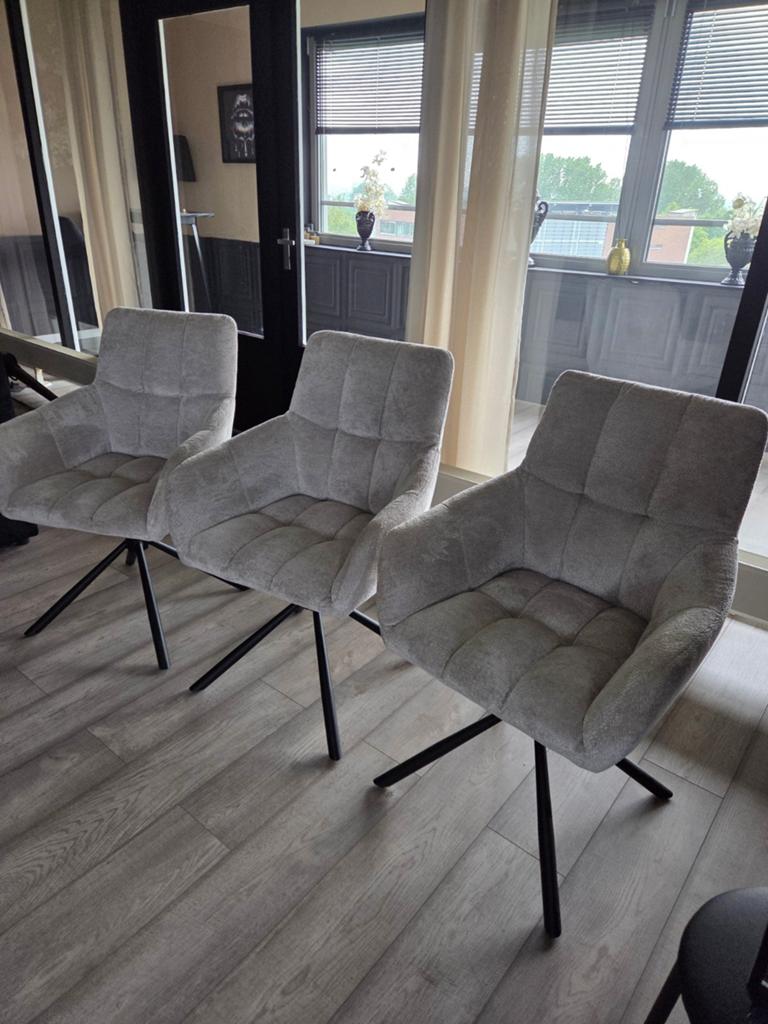 Draaibare creme zachte eetkamer stoelen, Ophalen of Verzenden, Zo goed als nieuw, Grijs