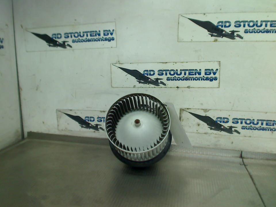 Kachel Ventilatormotor Skoda Citigo 2015 1S1819015D, Info@skoda-auto.de, Skoda, Škoda Auto Deutschland GmbH, Gebruikt