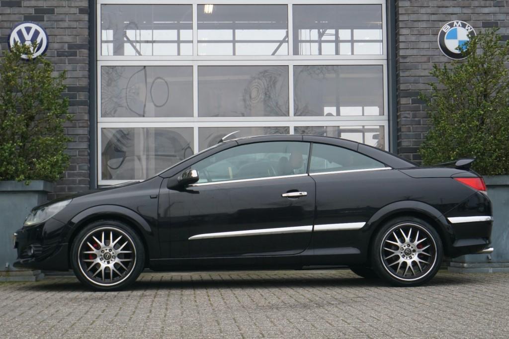 Opel ASTRA 1.8 CABRIO TEMPTATION NAVI - LEDER - STOELVERW. O, Voorwielaandrijving, Gebruikt, 4 cilinders, Cabriolet