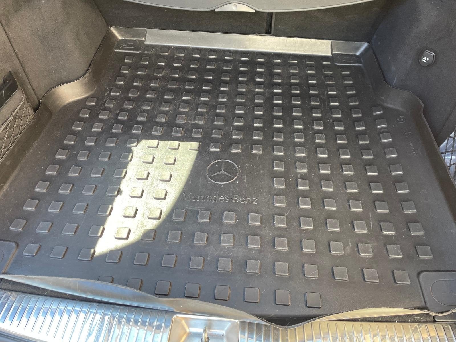 Mercedes kofferbakmat, Ophalen, Zo goed als nieuw