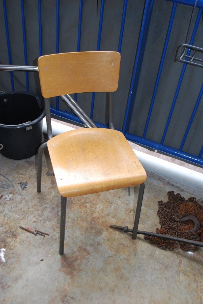 Vintage schoolstoel, Ophalen, Gebruikt, Bruin, Eén