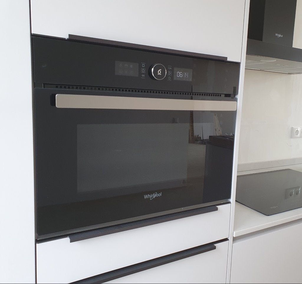 Whirlpool Inbouw Combimagnetron + ovenfunctie (nieuwbouwset), Ophalen, 45 tot 50 cm, Whirlpool, Inbouw