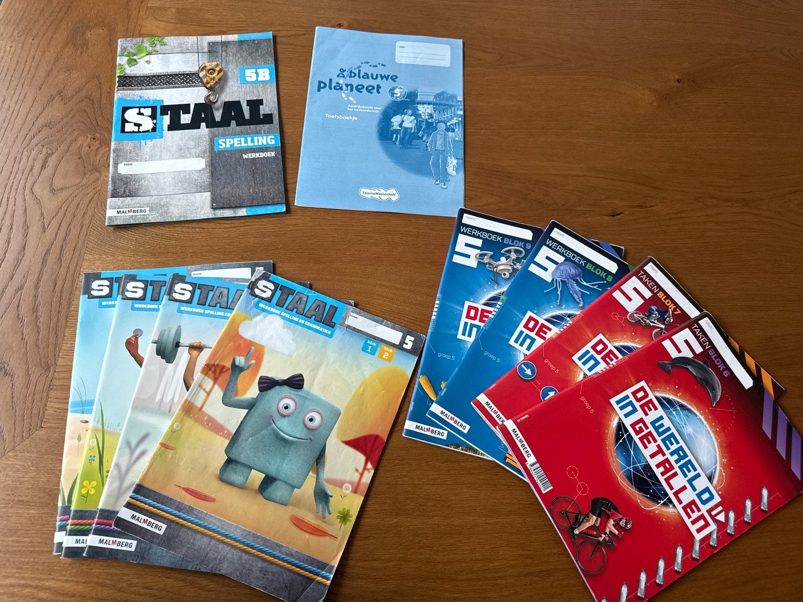 Div. schoolboeken: Staal, Spelling en De Wereld in Getallen, Ophalen of Verzenden, Gelezen, Overige niveaus, Nederlands