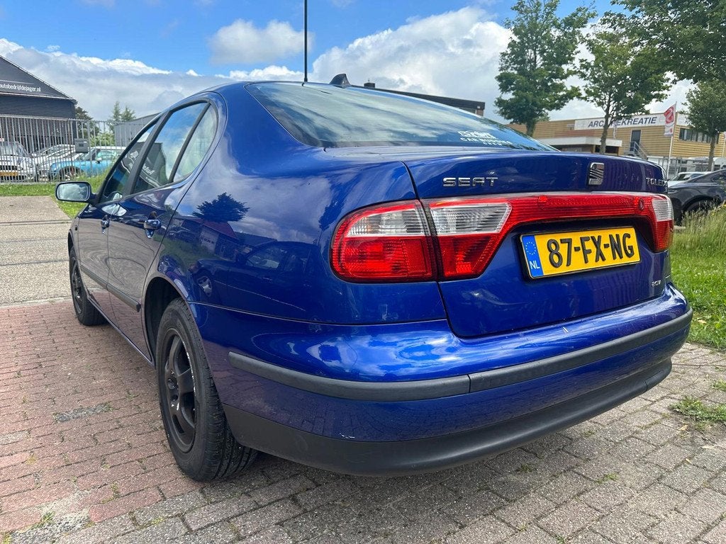 Seat Toledo 1.8-20V Signo/APK 19-12-2026, Auto's, Seat, 125 pk, Gebruikt, 4 cilinders, Blauw
