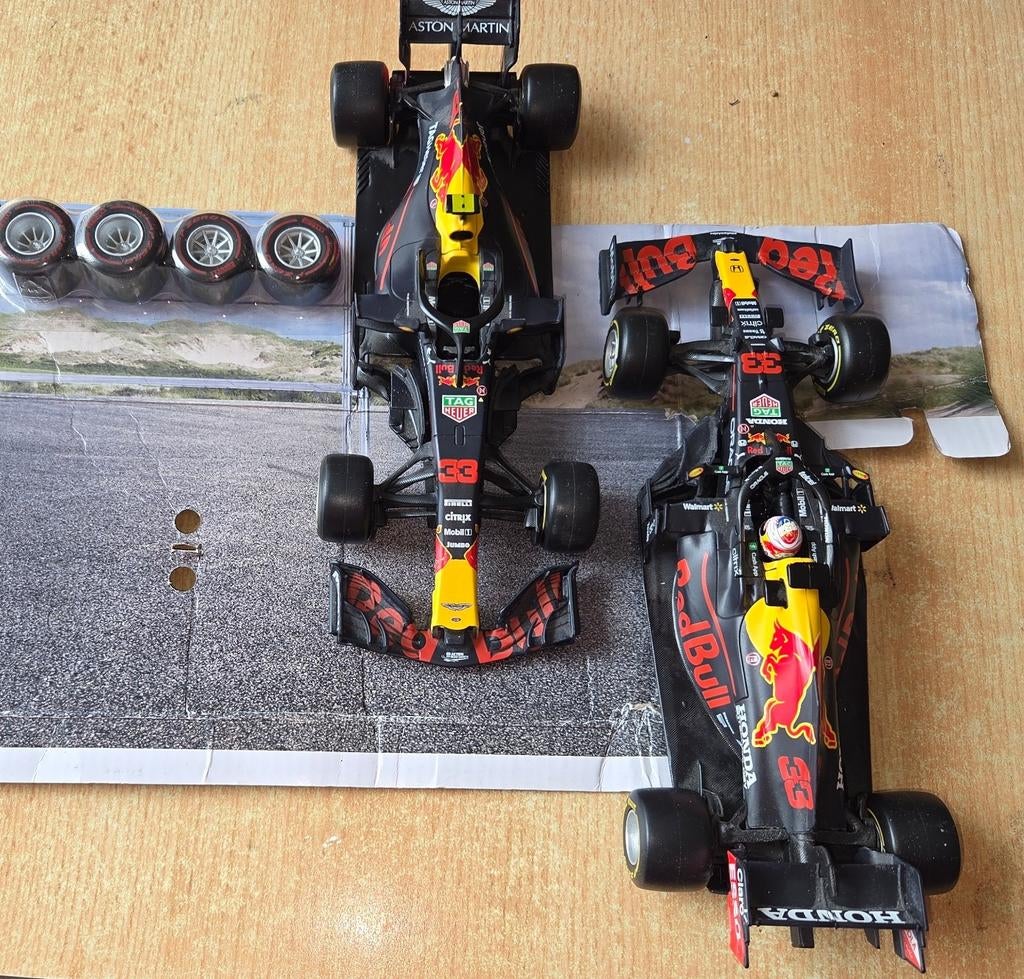 2 Max Verstappen Redbull racers, inclusief extra banden., Ophalen of Verzenden, Nieuw, Bburago