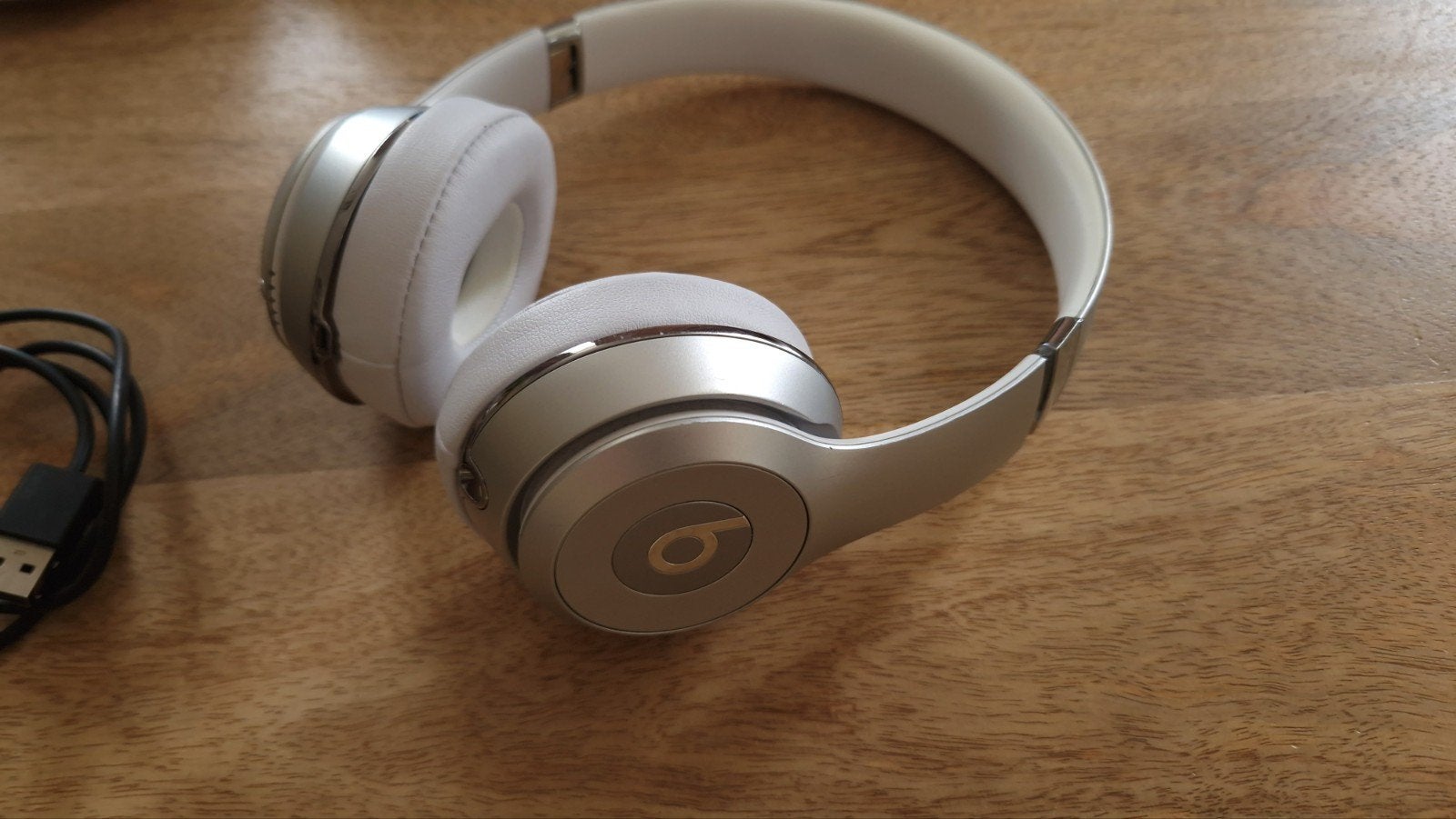 Beats Solo 3 Wireless Koptelefoon - Wit/Zilver, Audio, Tv en Foto, Gebruikt, Beats, On-ear, Ophalen of Verzenden