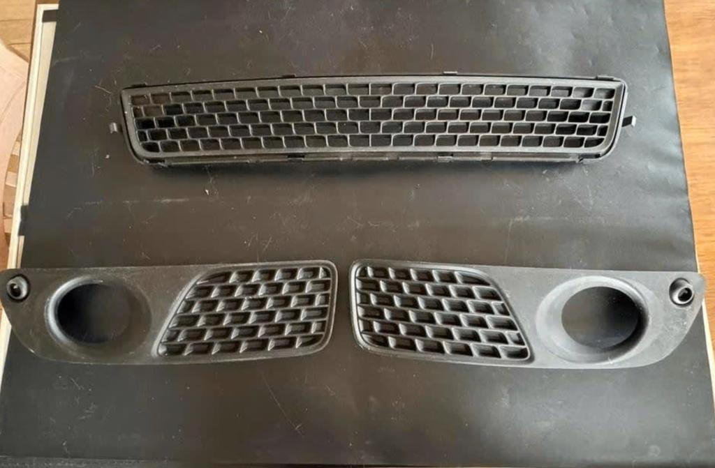 Onder grill Volvo v70 2009-2010, Auto-onderdelen, Voor, Nieuw, Ophalen of Verzenden, Volvo