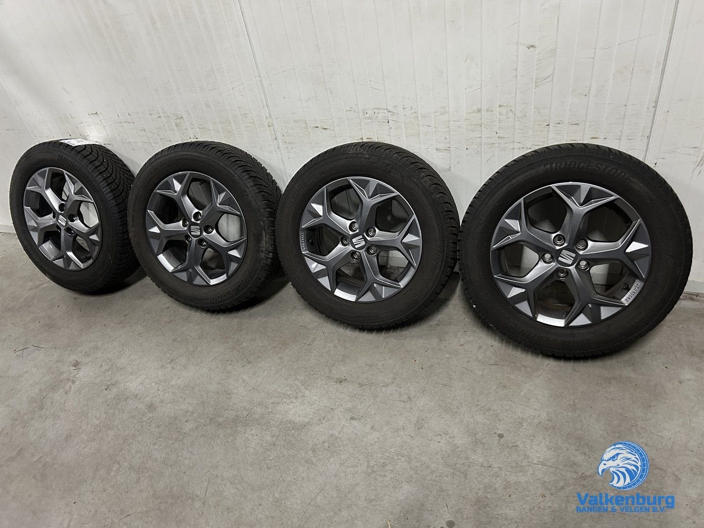 6mm! Originele Seat Ibiza 15 inch antraciete velgen 5x100 wi
