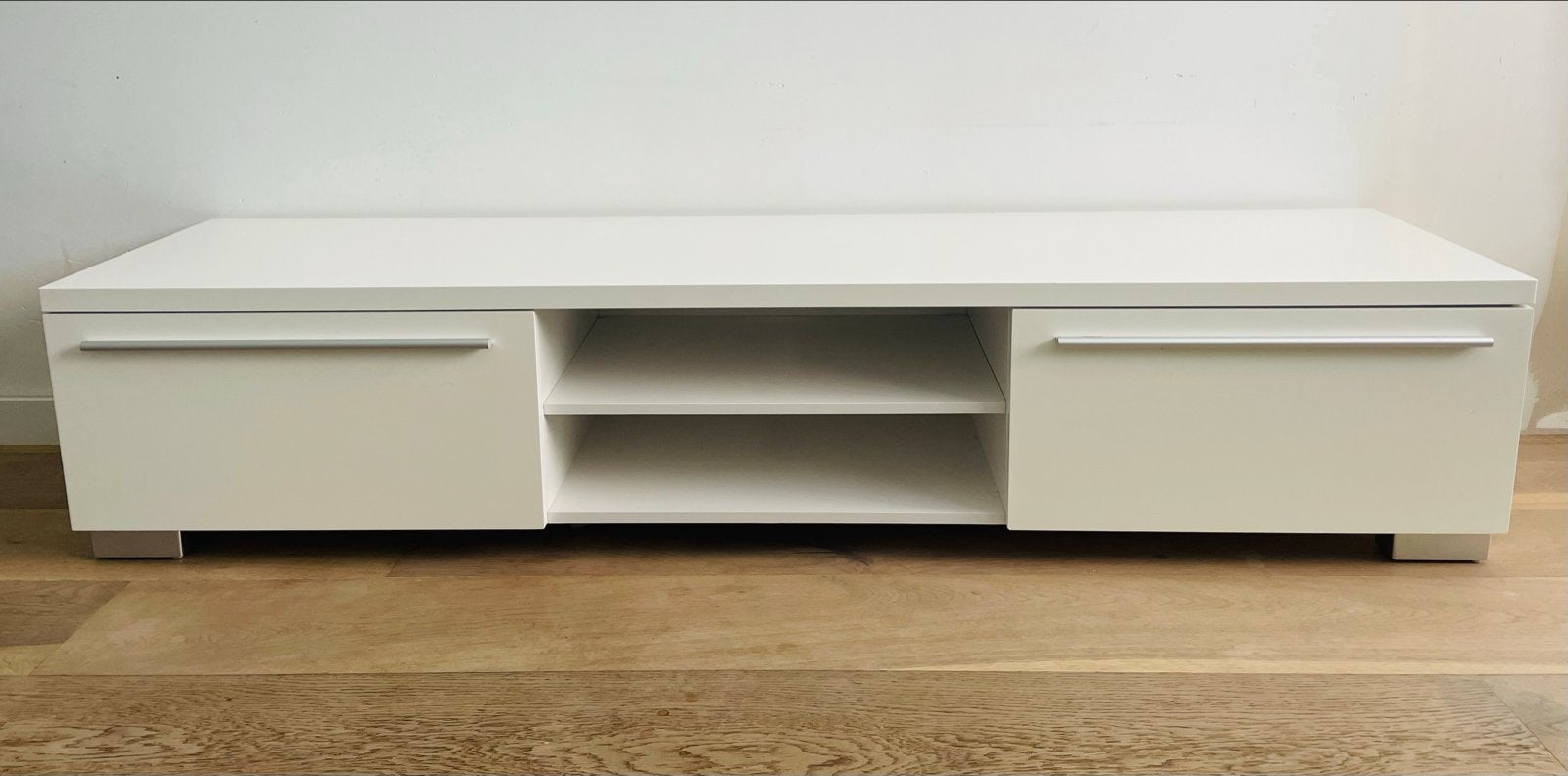 GRATIS  TV-meubel met lades en open vakken - 180x45x38 cm, Ophalen, 150 tot 200 cm, Zo goed als nieuw, Minder dan 100 cm