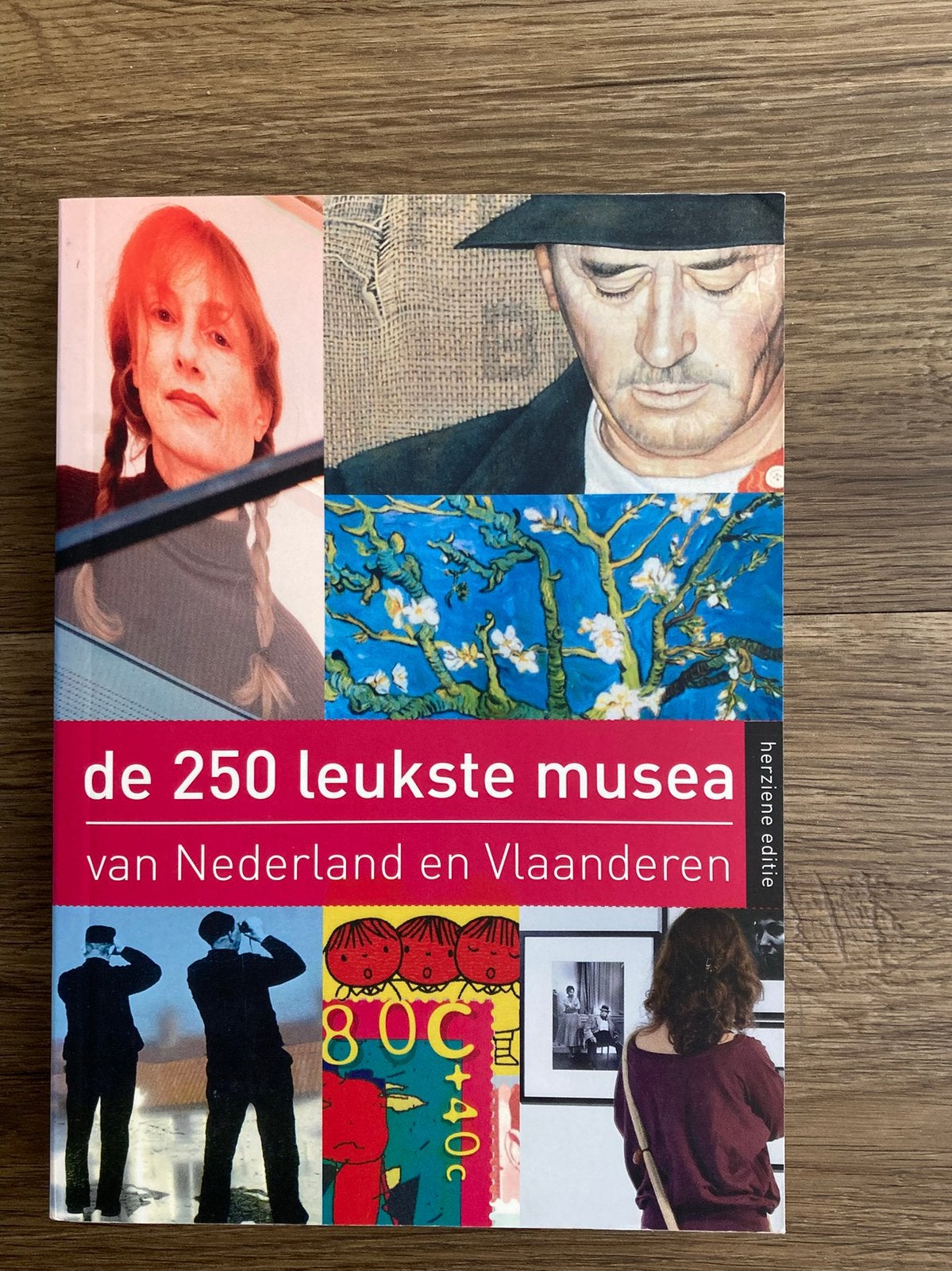 De 250 leukste musea van Nederland en Vlaanderen, Ophalen of Verzenden, Zo goed als nieuw