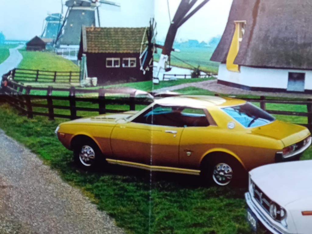 Brochure Toyota Celica en Carina, Boeken, Ophalen of Verzenden, Zo goed als nieuw, Toyota