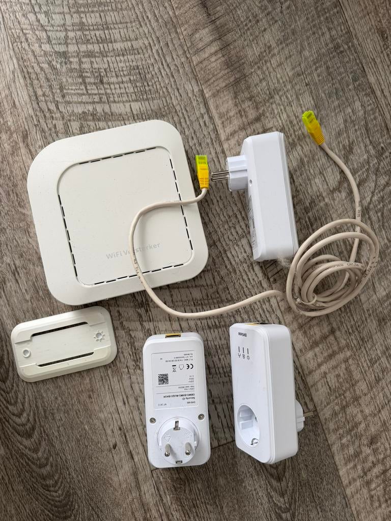 KPN DVD650 draadloze verbindingsset en Wifi versterker, Ophalen of Verzenden, Zo goed als nieuw