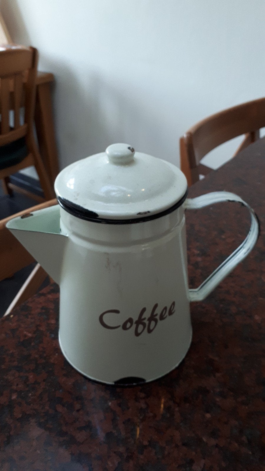 Vintage emaille koffiekan met 4 mokken, Antiek en Kunst, Ophalen of Verzenden