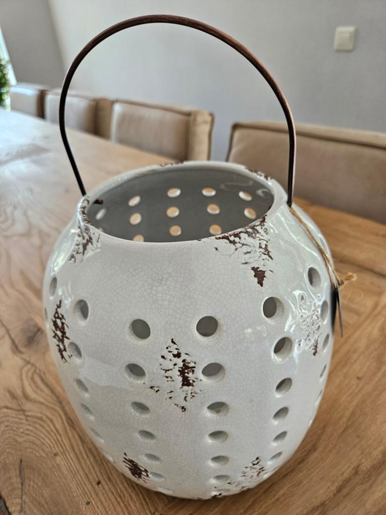Riverdale windlicht / lantaarn zo goed als nieuw, Overige materialen, 25 tot 50 cm, Wit, Ophalen of Verzenden
