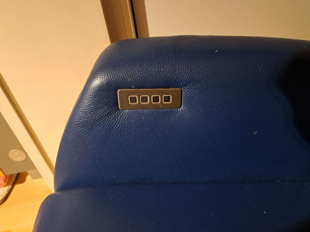 Elektrische draaifateuil, Ophalen, Gebruikt, Twee, Blauw