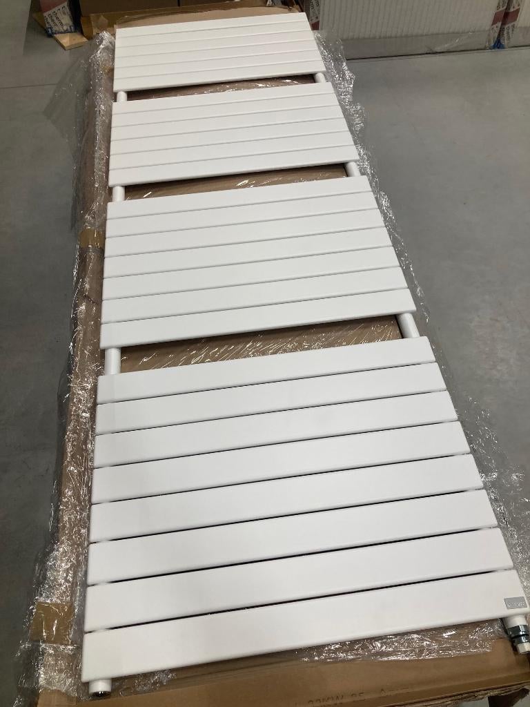 2x Vasco Aster HF-EL-A elektrische radiator 1834 x 600 1000W, Radiator, Nieuw, Ophalen of Verzenden, 60 tot 150 cm