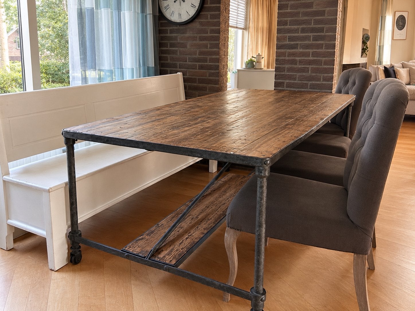 Riviera Maison eettafel met industriële look, Huis en Inrichting, Ophalen, 50 tot 100 cm, Zo goed als nieuw, 150 tot 200 cm