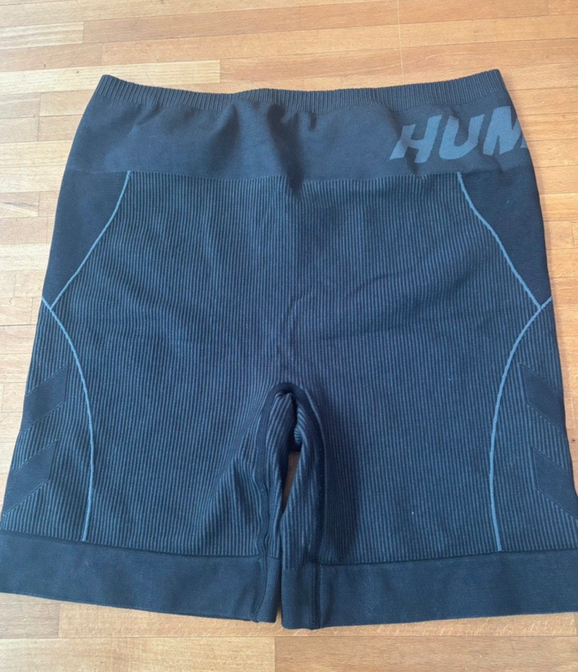 Hummel dames sportbroekje, Maat 38/40 (M), Ophalen of Verzenden, Hardlopen of Fietsen, Grijs