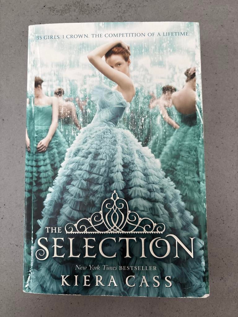 The Selection - Kiera Cass (Engels), Boeken, Ophalen of Verzenden, Gelezen, Amerika
