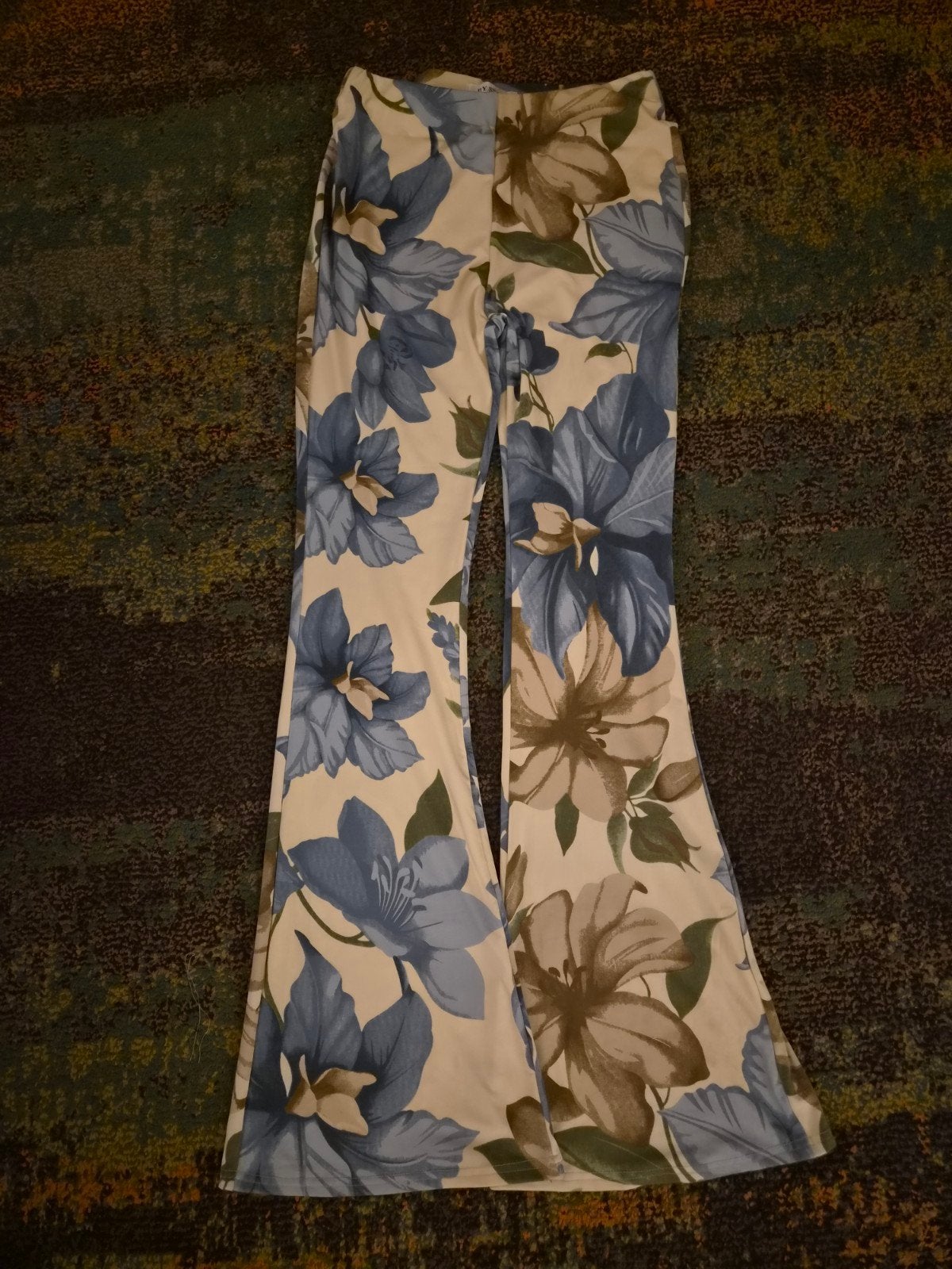 BY SWAN Paris flared broek met bloemenprint, Maat 38/40 (M), BY SWAN Paris, Zo goed als nieuw, Lang