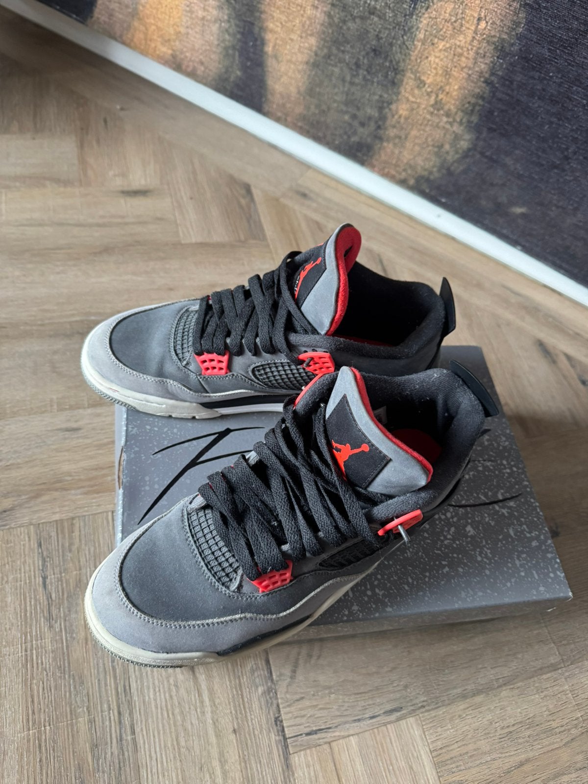 Air jordan 4 retro  maat 44.4, Ophalen of Verzenden, Zo goed als nieuw, Schoenen