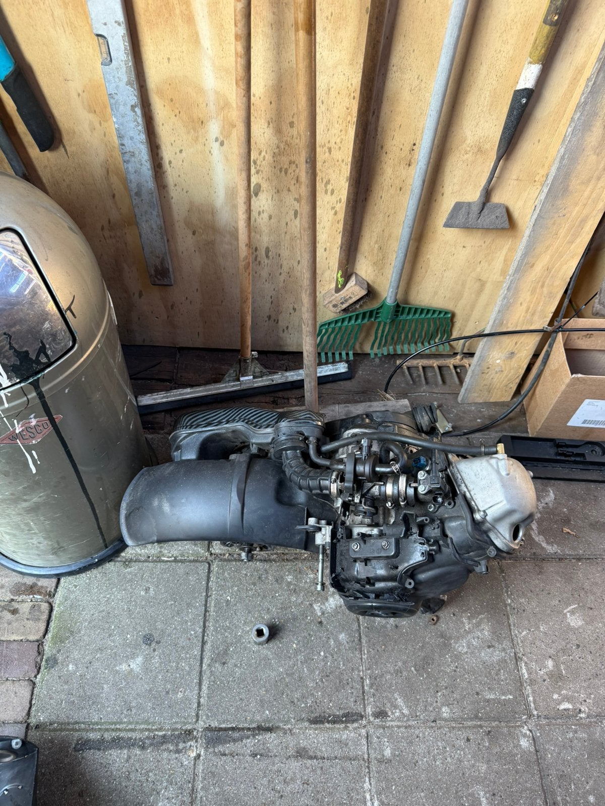 Piaggio zip iget e4 80cc malossi blok, Fietsen en Brommers, Scooters | Piaggio, Ophalen, Zo goed als nieuw, Benzine, Zip