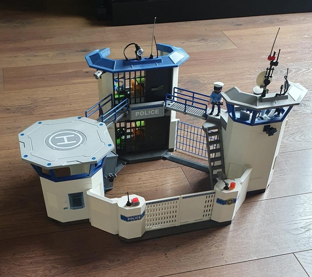Playmobil politiebureau 6919 - Groot en compleet, Ophalen of Verzenden, Zo goed als nieuw, Complete set