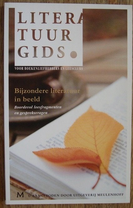 Literatuurgids voor boekenliefhebbers en leesclubs, Ophalen of Verzenden, Zo goed als nieuw