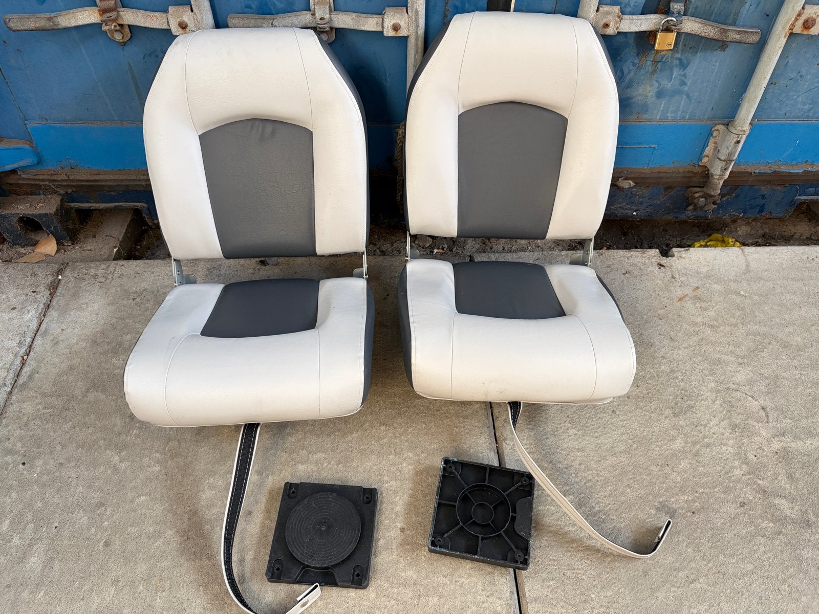2 comfortabele bootstoelen met draaiplateau, Ophalen, Zo goed als nieuw, Interieur en Kussens