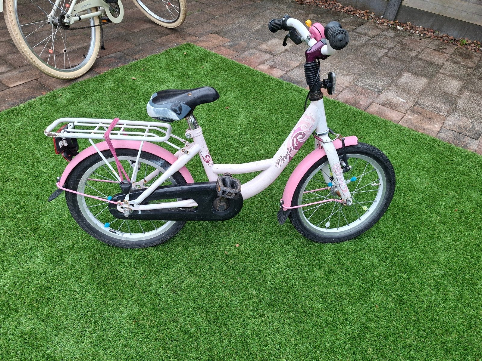 16" meisjesfiets, Ophalen, Gebruikt, Terugtraprem, 16 tot 20 inch