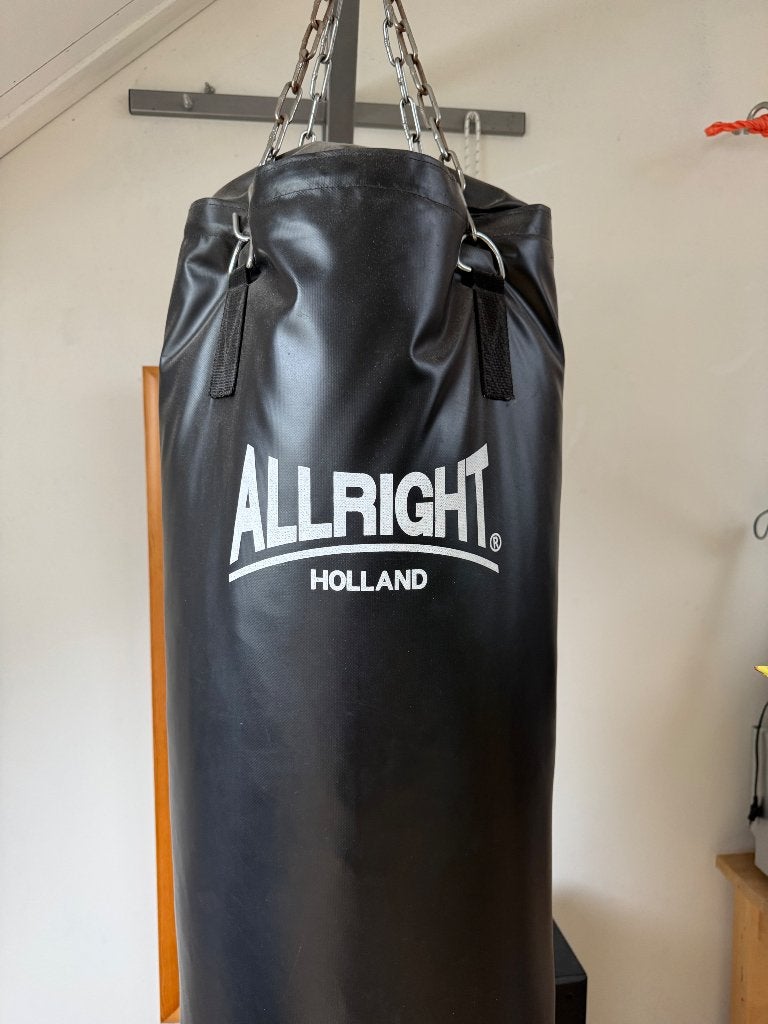 Bokszak Allright 100x35 cm met muurbeugel, Ophalen, Zo goed als nieuw, Bokszak