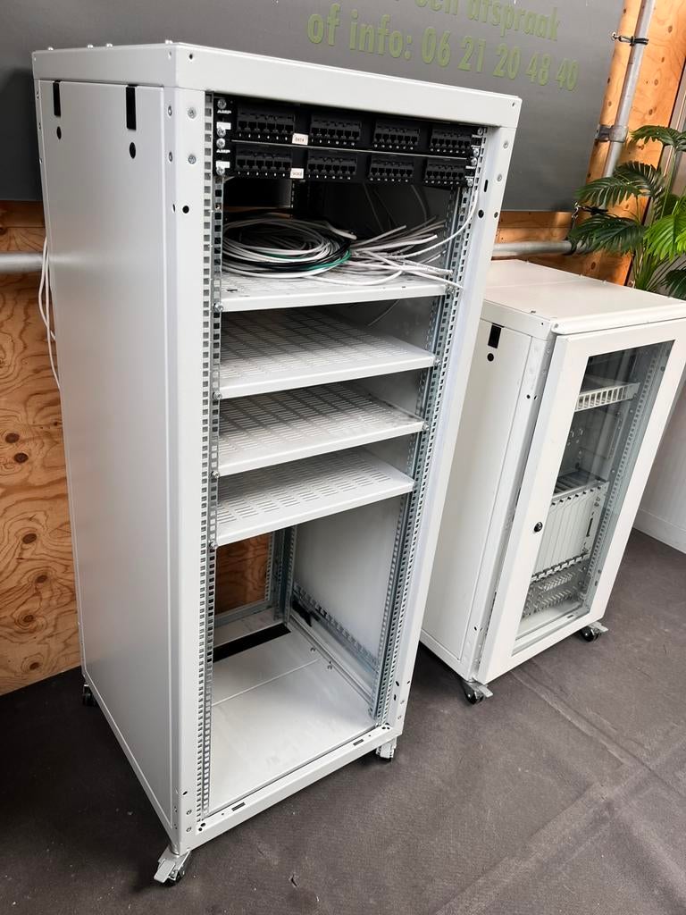 Patchkast 2x, Computers en Software, Serverkasten, Ophalen, Xx, Xx, Glas