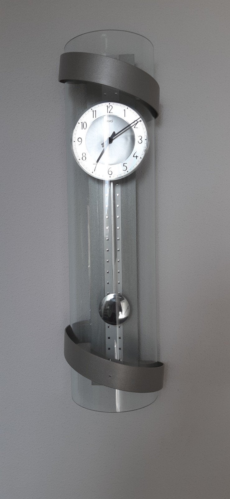 moderne klok, Huis en Inrichting, Ophalen, Zo goed als nieuw, Wandklok