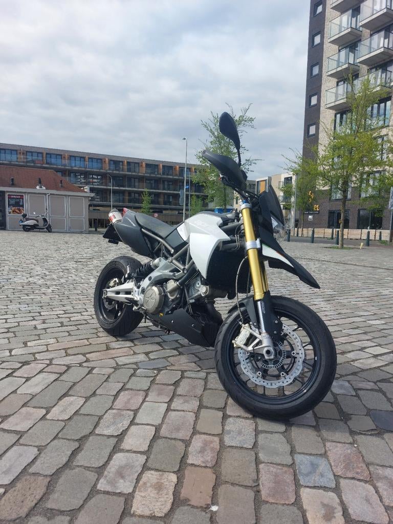 Aprilia dorsoduro 750 abs akra, Ophalen of Verzenden