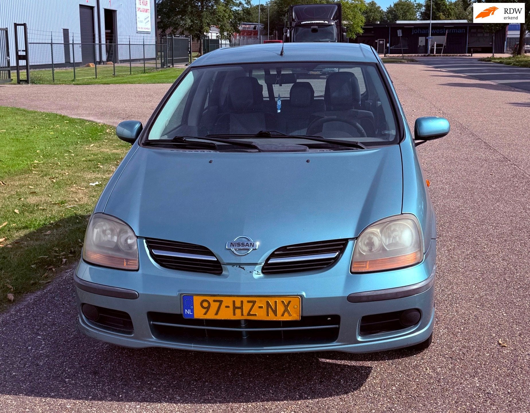 Nissan Almera Tino 1.8 Comfort, Auto's, Nissan, 1345 kg, 4 cilinders, 700 kg, Almera Tino