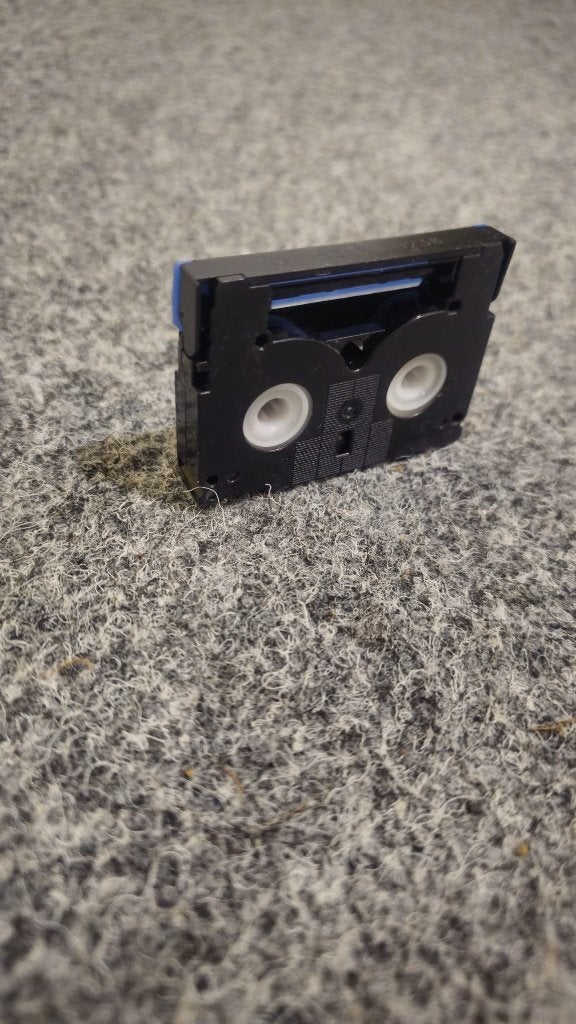 Sony Mini DV Cleaning Cassette DVM-4CLD, Mini dv, 20x of meer, Ophalen of Verzenden, Band, Disc of Geheugen