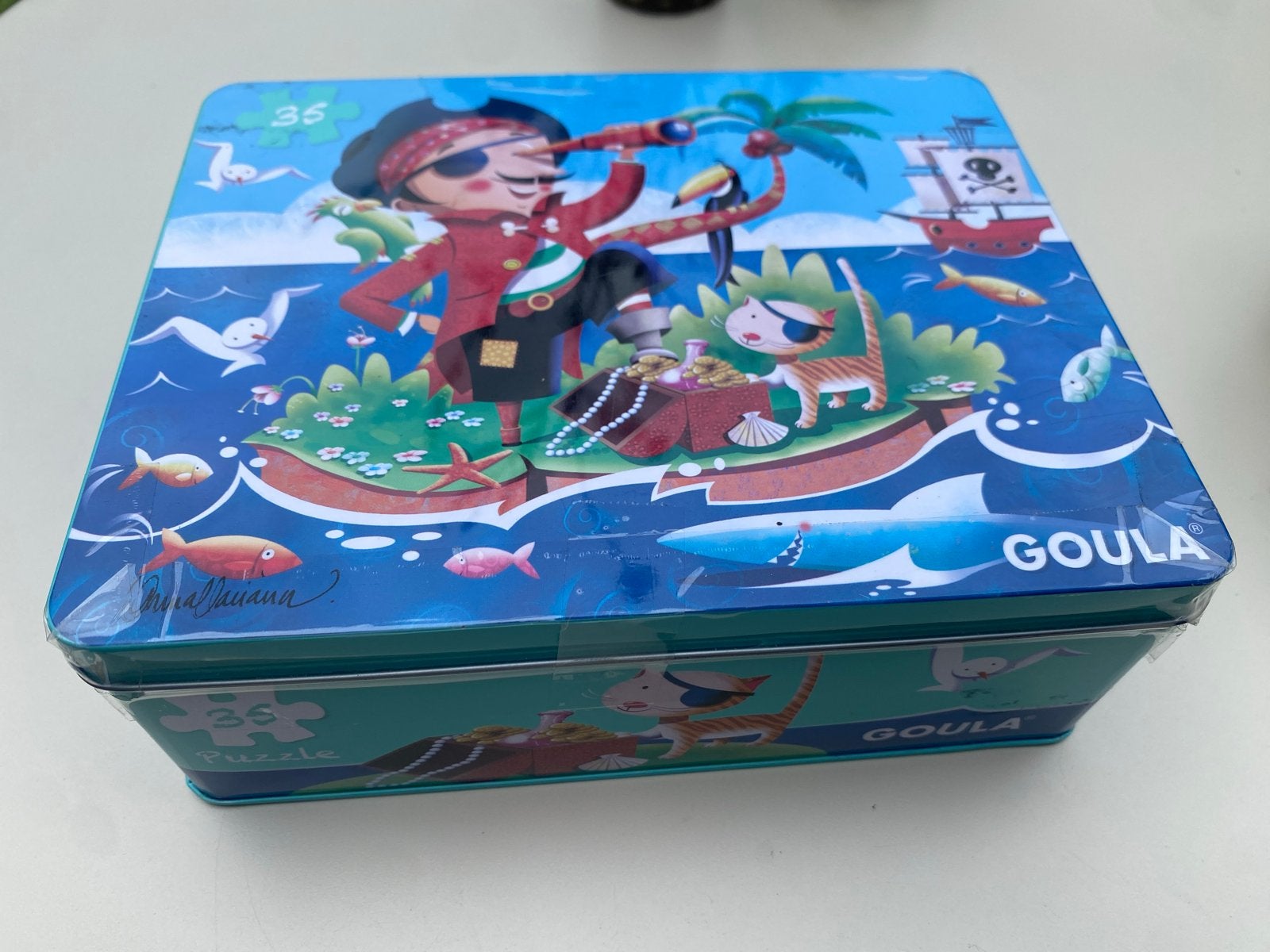 Goula Piraten Puzzel 35 Stukjes in Blikken Doos, Kinderen en Baby's, Speelgoed | Kinderpuzzels, Ophalen of Verzenden, 10 tot 50 stukjes