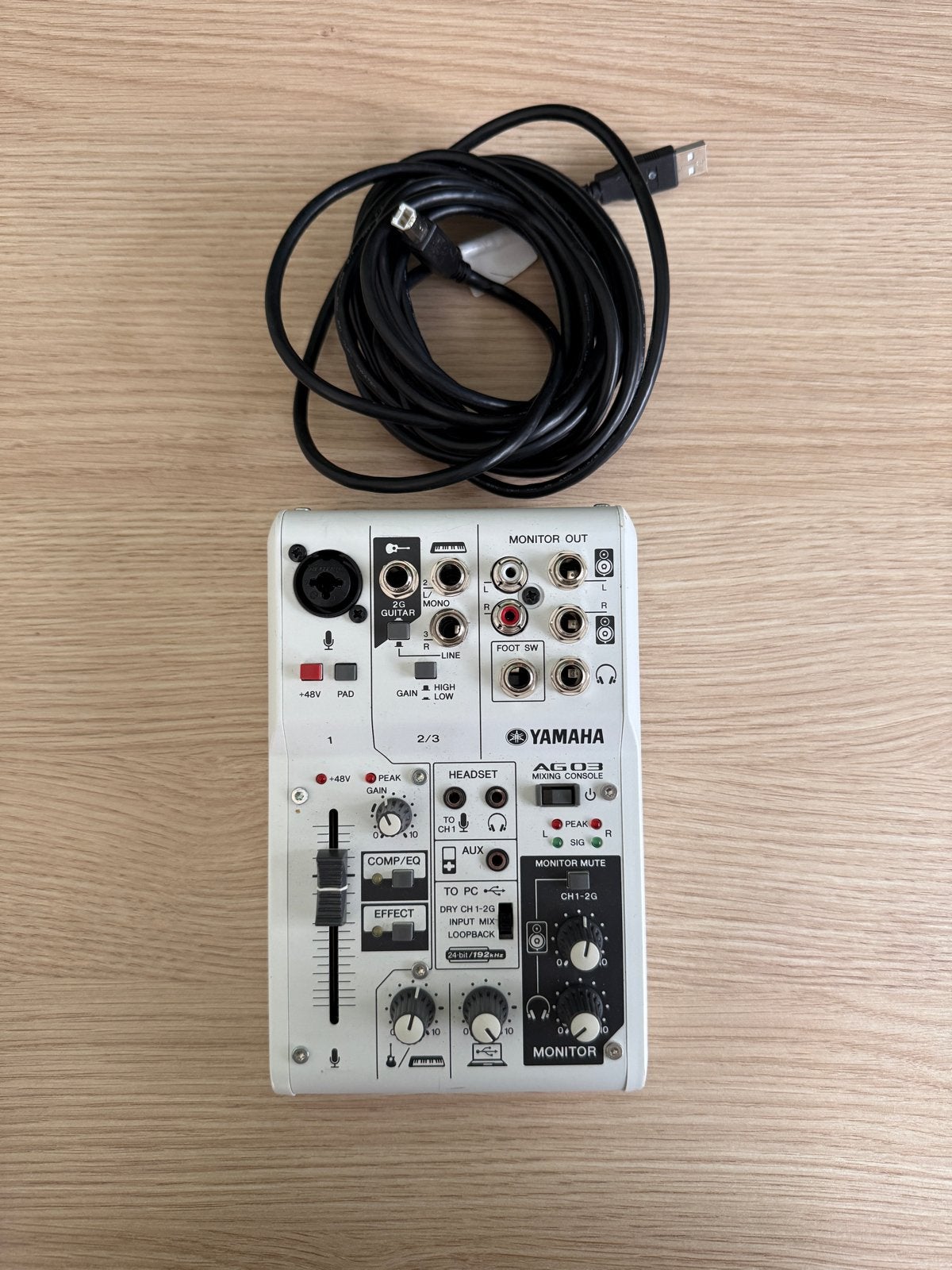 Yamaha AG03 Mengpaneel - Compacte USB Mixer, Muziek en Instrumenten, Mengpanelen, Zo goed als nieuw, Minder dan 5 kanalen, Microfooningang