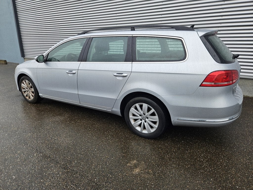 Volkswagen Passat Variant 1.6 TDI BlueMotion Executive Editi, Auto's, Volkswagen, Voorwielaandrijving, Gebruikt, 4 cilinders, Automatische klimaatregeling
