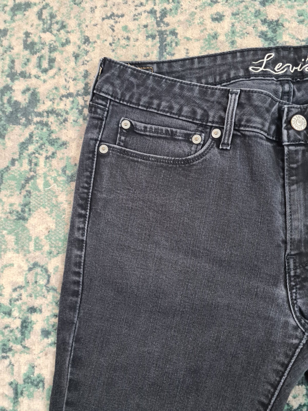 Levi’s 710 super skinny W26 L30 Dames Tulsi2630 Low-rise, Zwart, Ophalen of Verzenden, Zo goed als nieuw, W27 (confectie 34) of kleiner